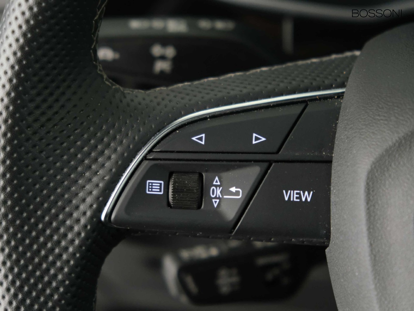 23 - Audi Q3 sportback 35 2.0 tdi s line edition s tronic