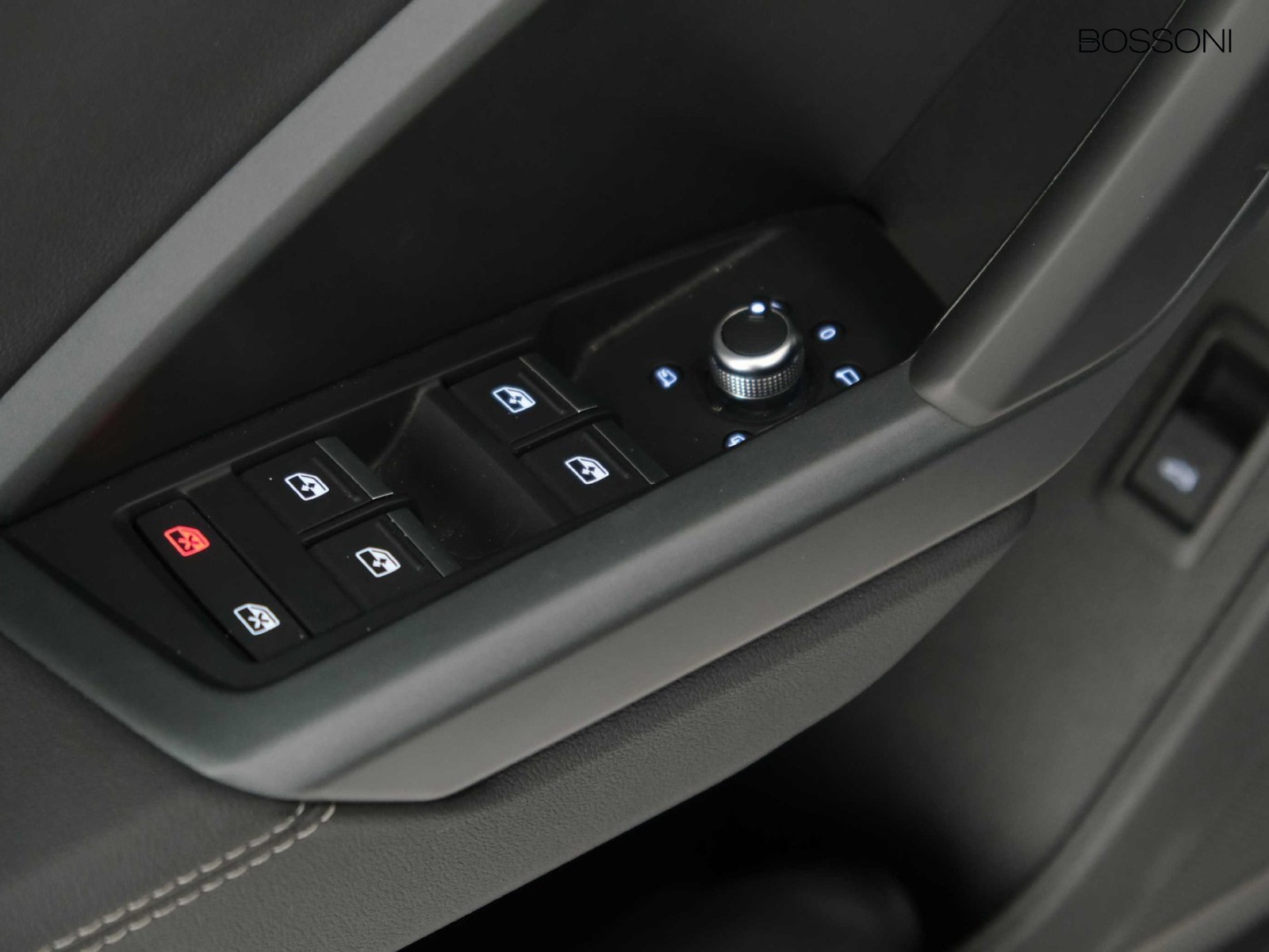 29 - Audi Q3 sportback 35 2.0 tdi s line edition s tronic