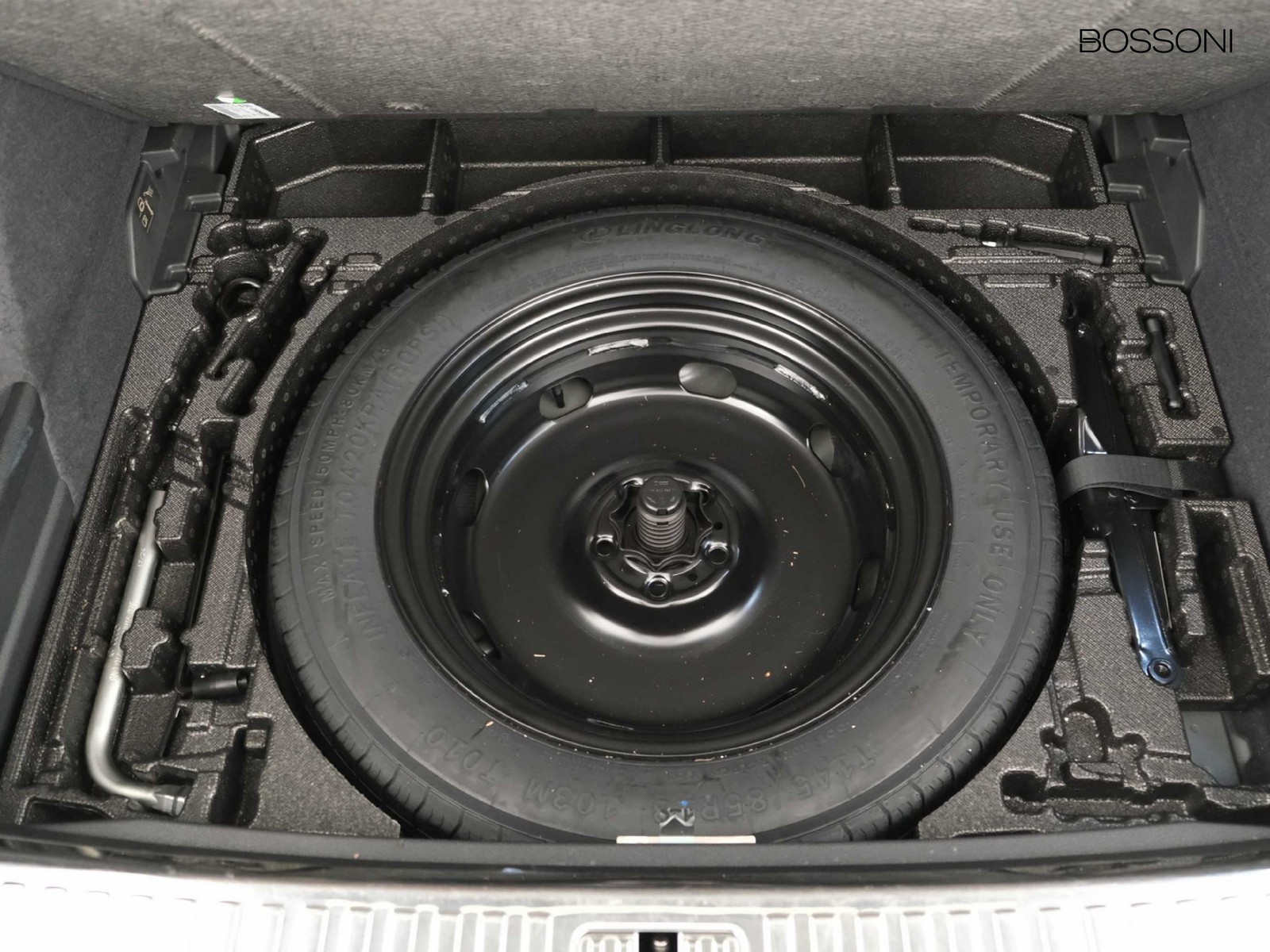 39 - Audi Q3 sportback 35 2.0 tdi s line edition s tronic