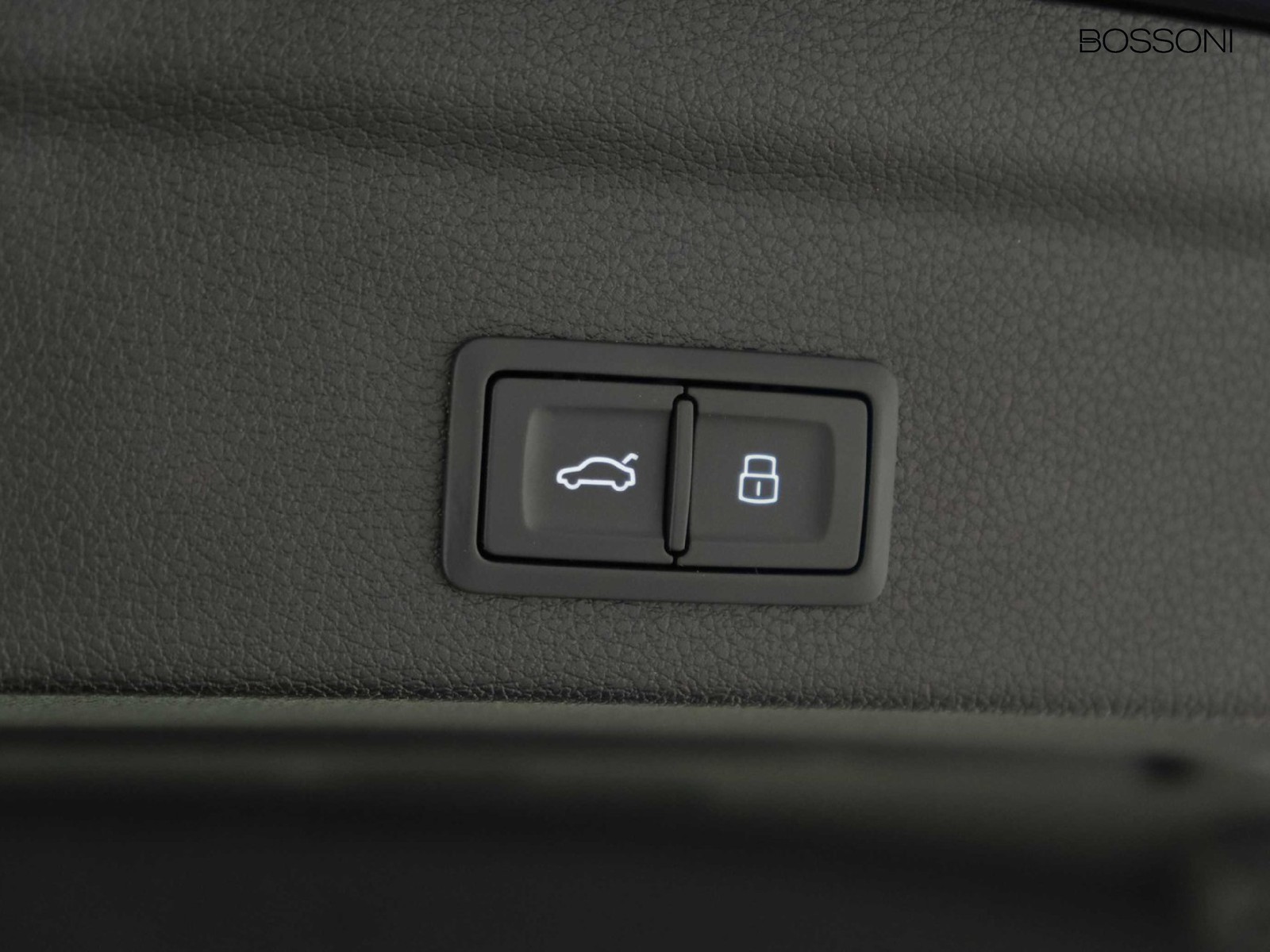 40 - Audi Q3 sportback 35 2.0 tdi s line edition s tronic