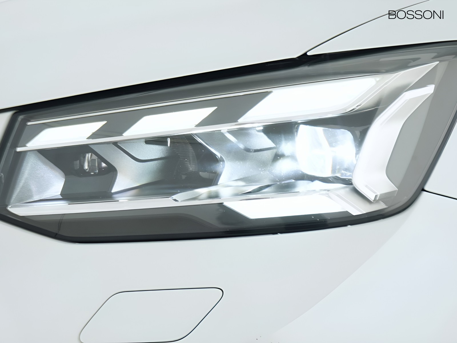 6 - Audi Q2 35 1.5 tfsi s line edition s tronic