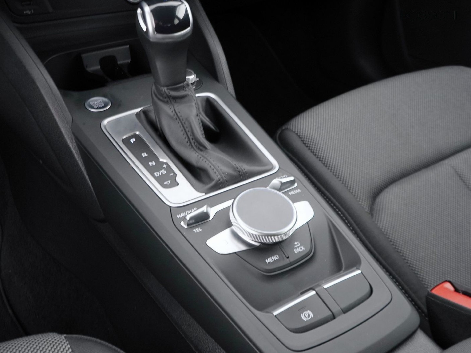 22 - Audi Q2 35 1.5 tfsi s line edition s tronic