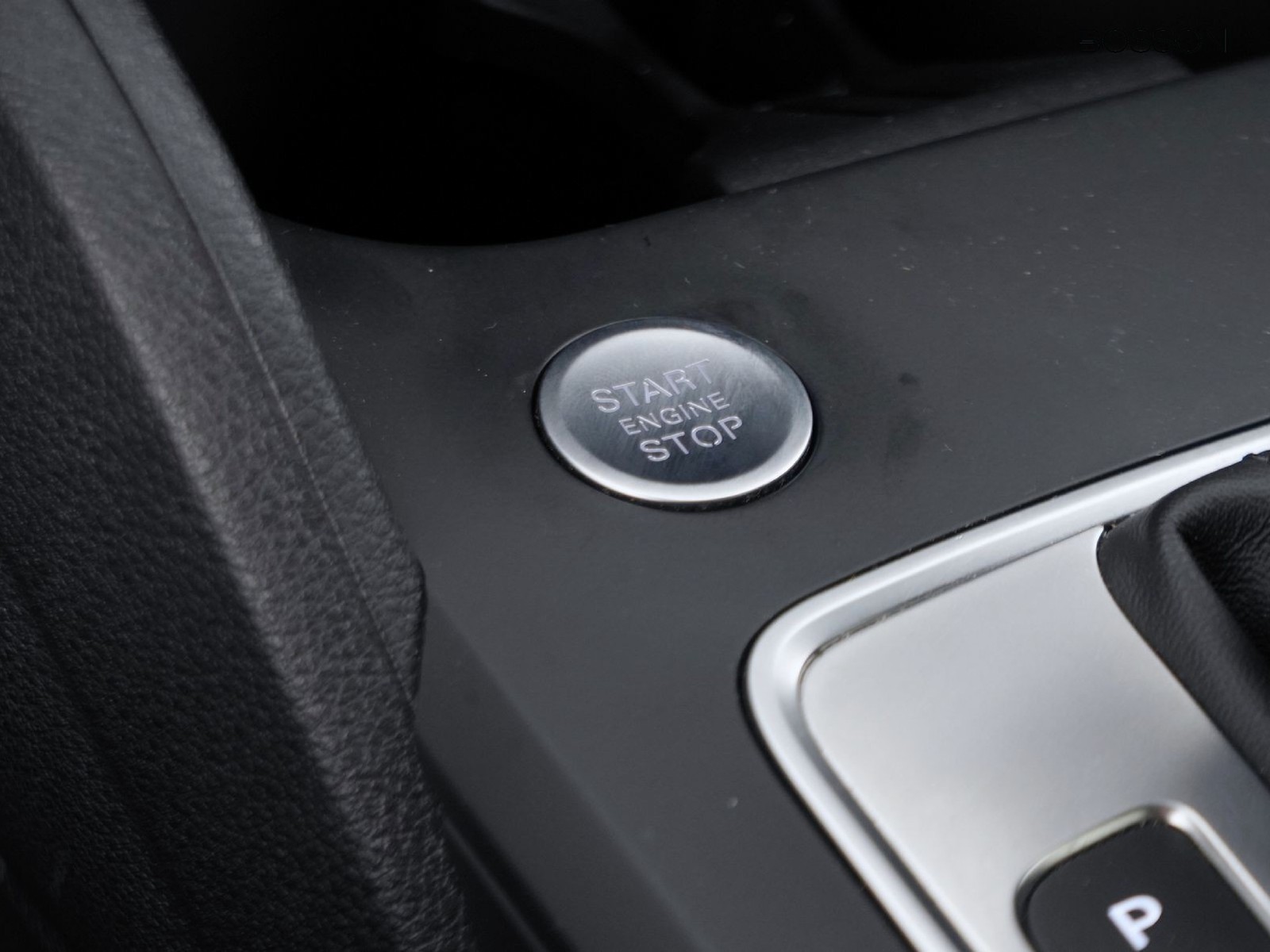 23 - Audi Q2 35 1.5 tfsi s line edition s tronic