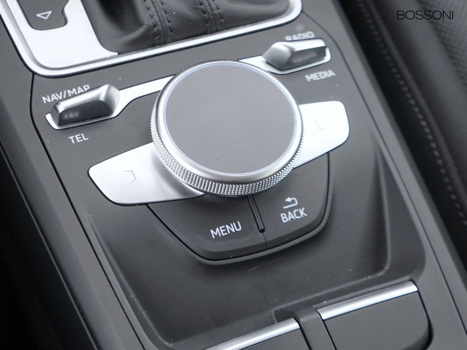 24 - Audi Q2 35 1.5 tfsi s line edition s tronic