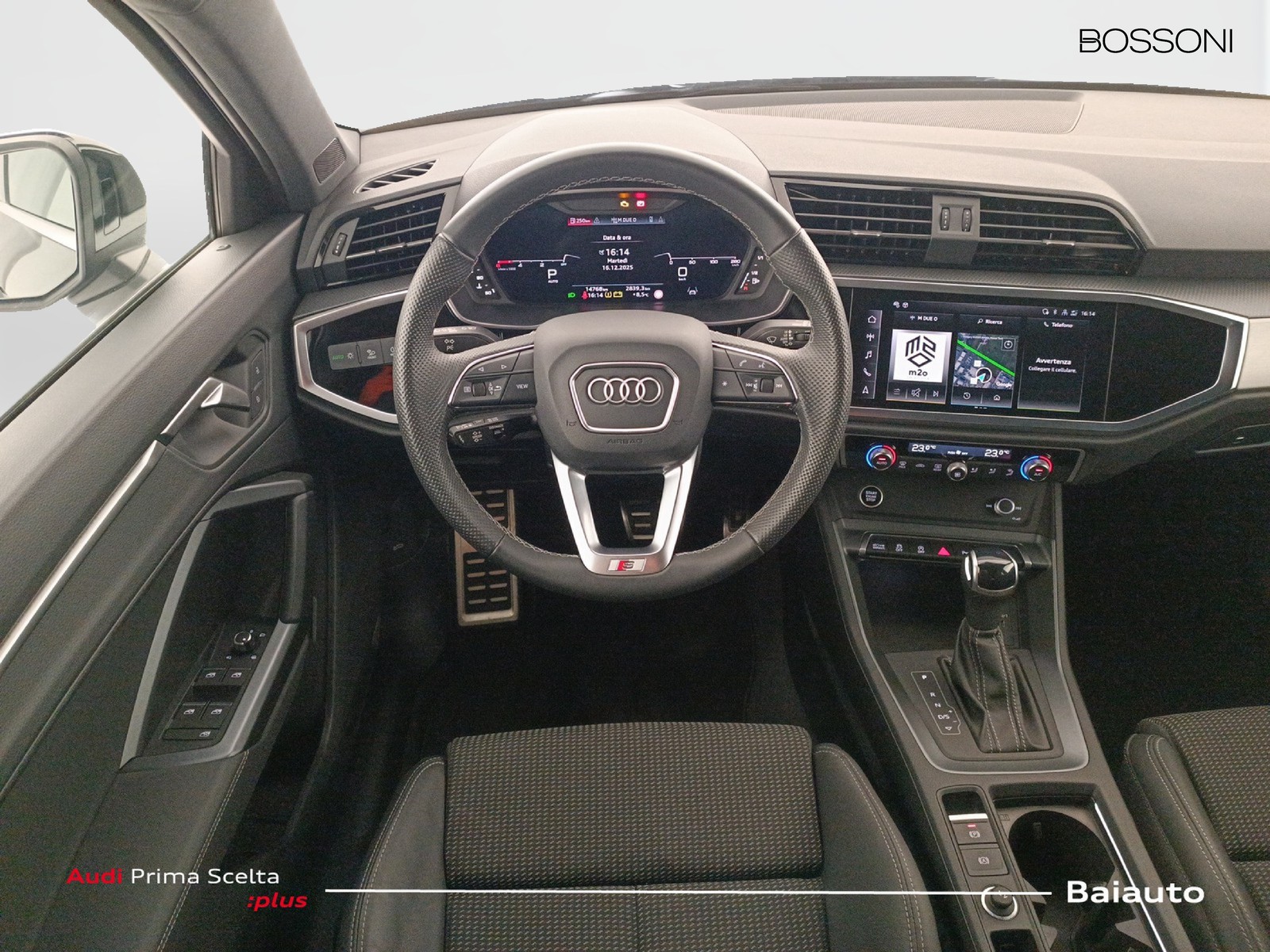 8 - Audi Q3 sportback 35 2.0 tdi s line edition s tronic