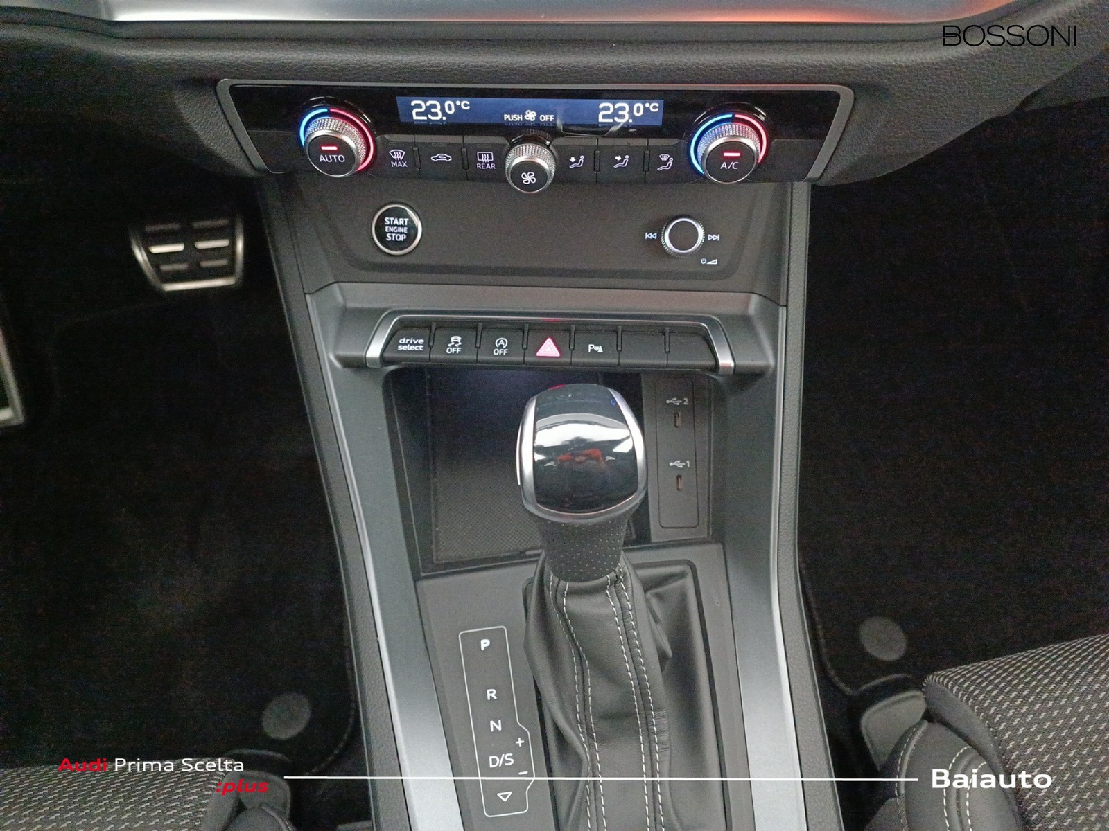 12 - Audi Q3 sportback 35 2.0 tdi s line edition s tronic