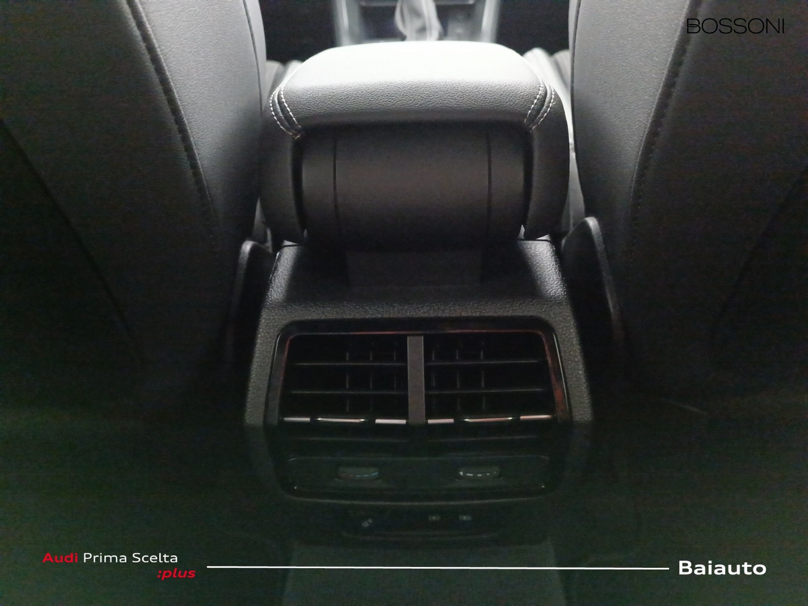 14 - Audi Q3 sportback 35 2.0 tdi s line edition s tronic