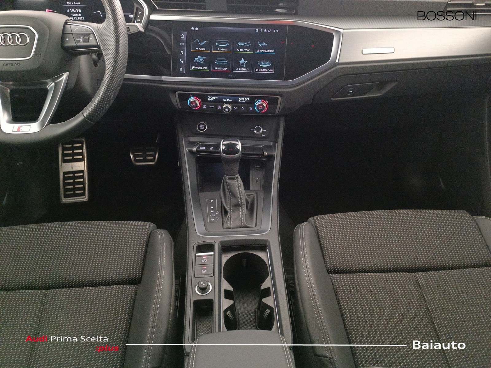 15 - Audi Q3 sportback 35 2.0 tdi s line edition s tronic