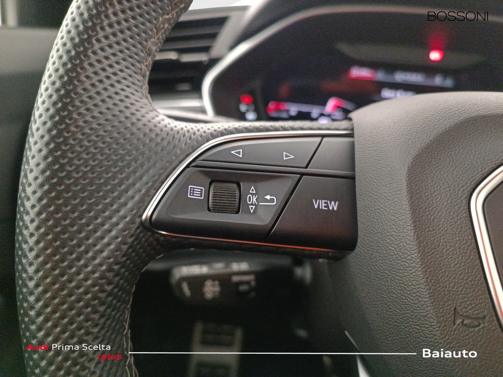 16 - Audi Q3 sportback 35 2.0 tdi s line edition s tronic