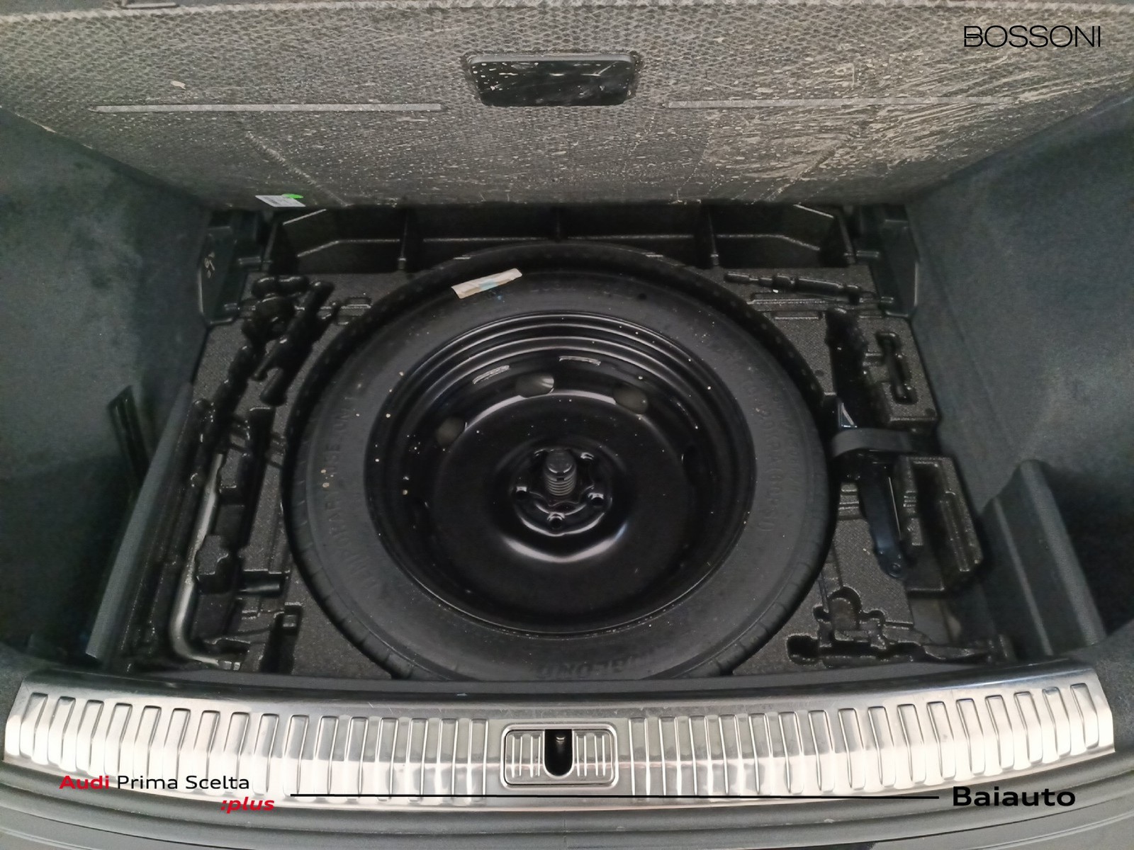 34 - Audi Q3 sportback 35 2.0 tdi s line edition s tronic