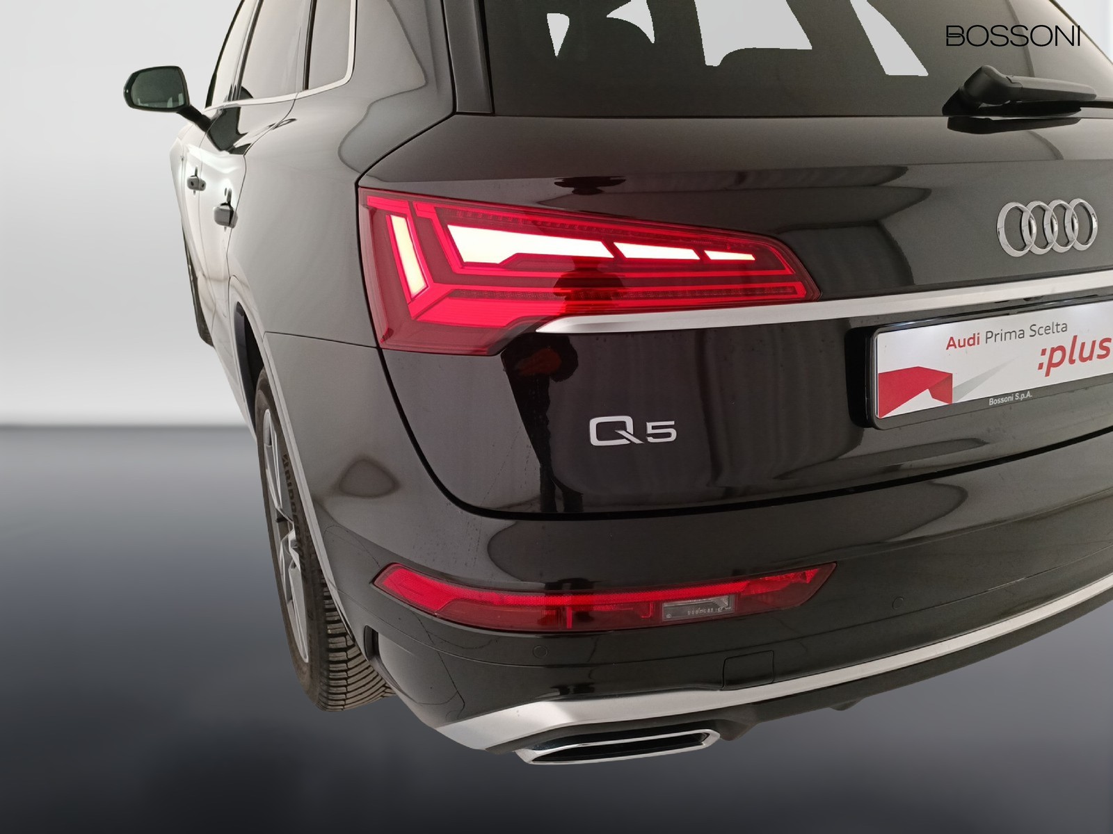 29 - Audi Q5 40 2.0 tdi mhev 12v s line quattro s tronic