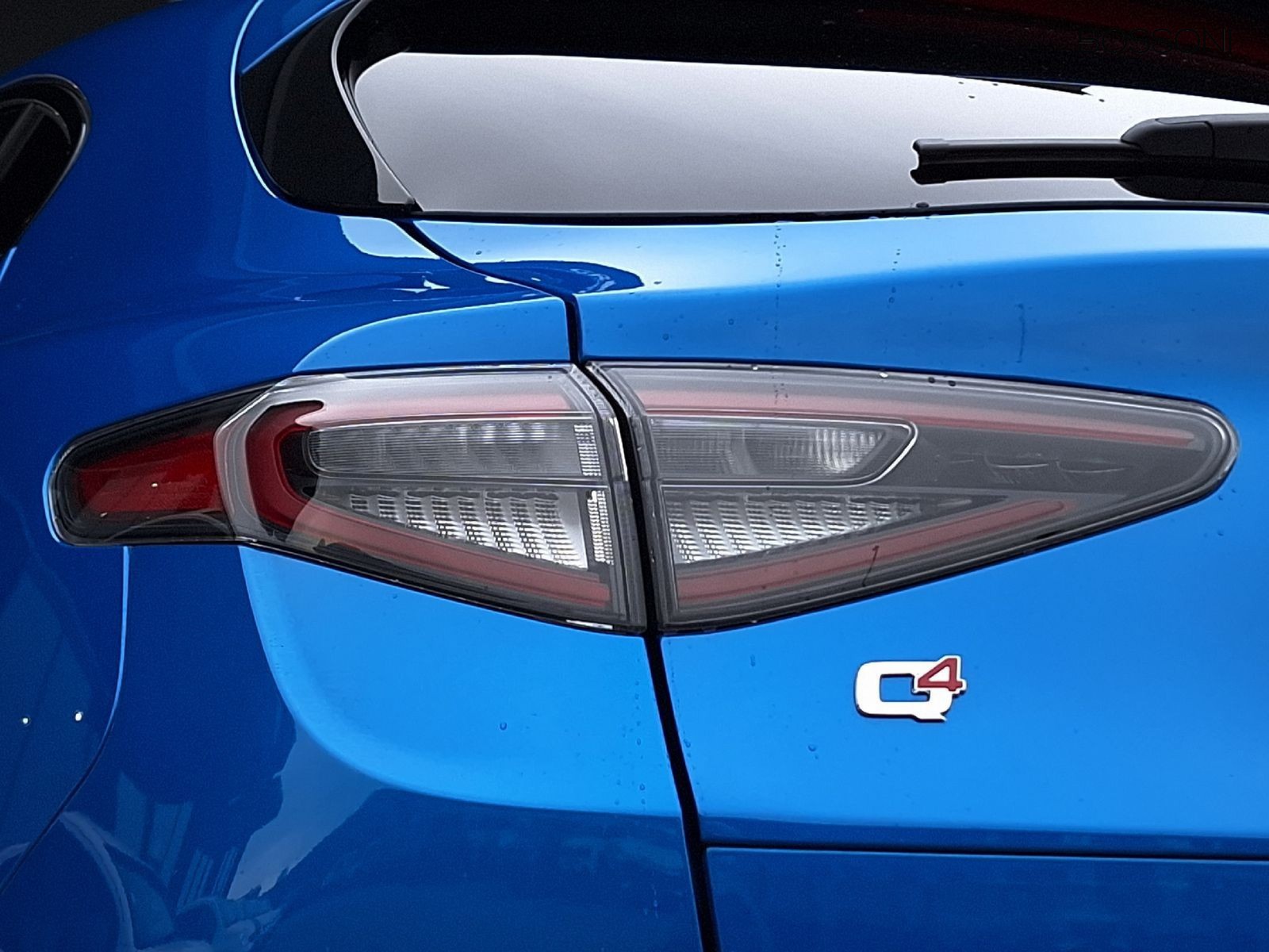 15 - Alfa Romeo Stelvio 2.2 turbo 210cv veloce q4 at8