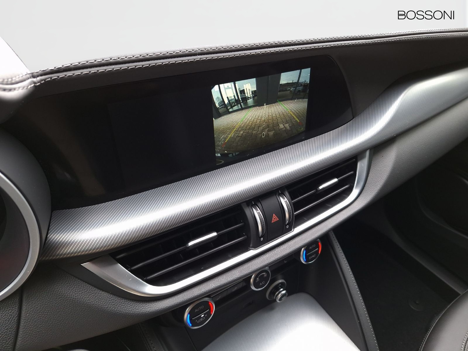 17 - Alfa Romeo Stelvio 2.2 turbo 210cv veloce q4 at8