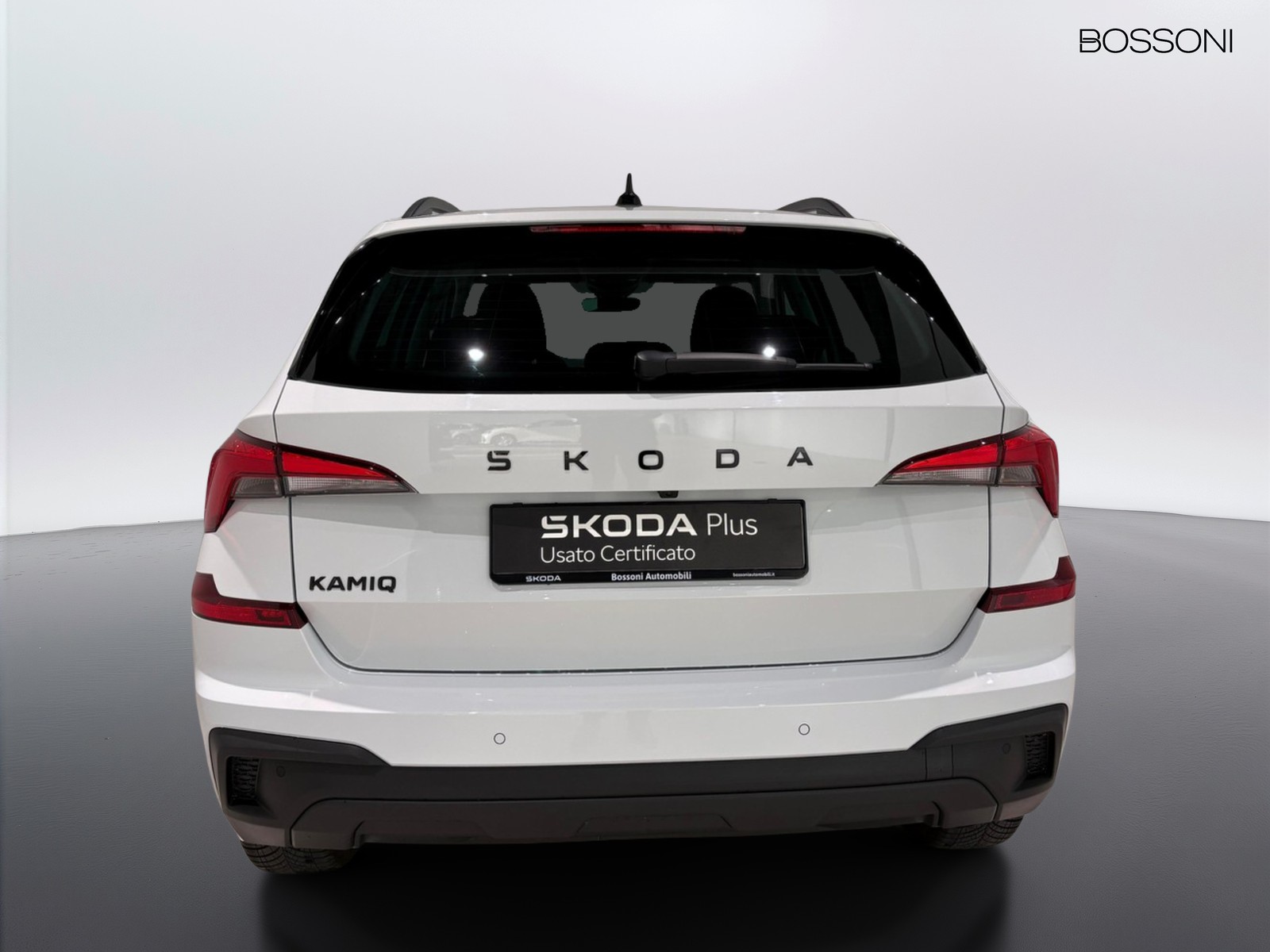 6 - Skoda Kamiq 1.0 tsi 115cv black dots