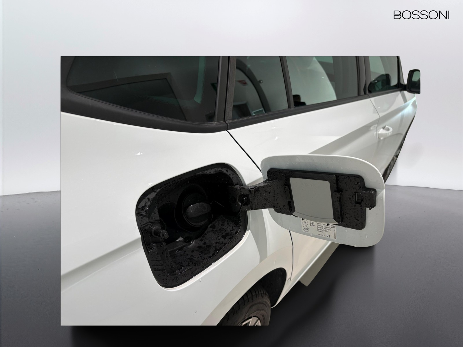 30 - Skoda Kamiq 1.0 tsi 115cv black dots