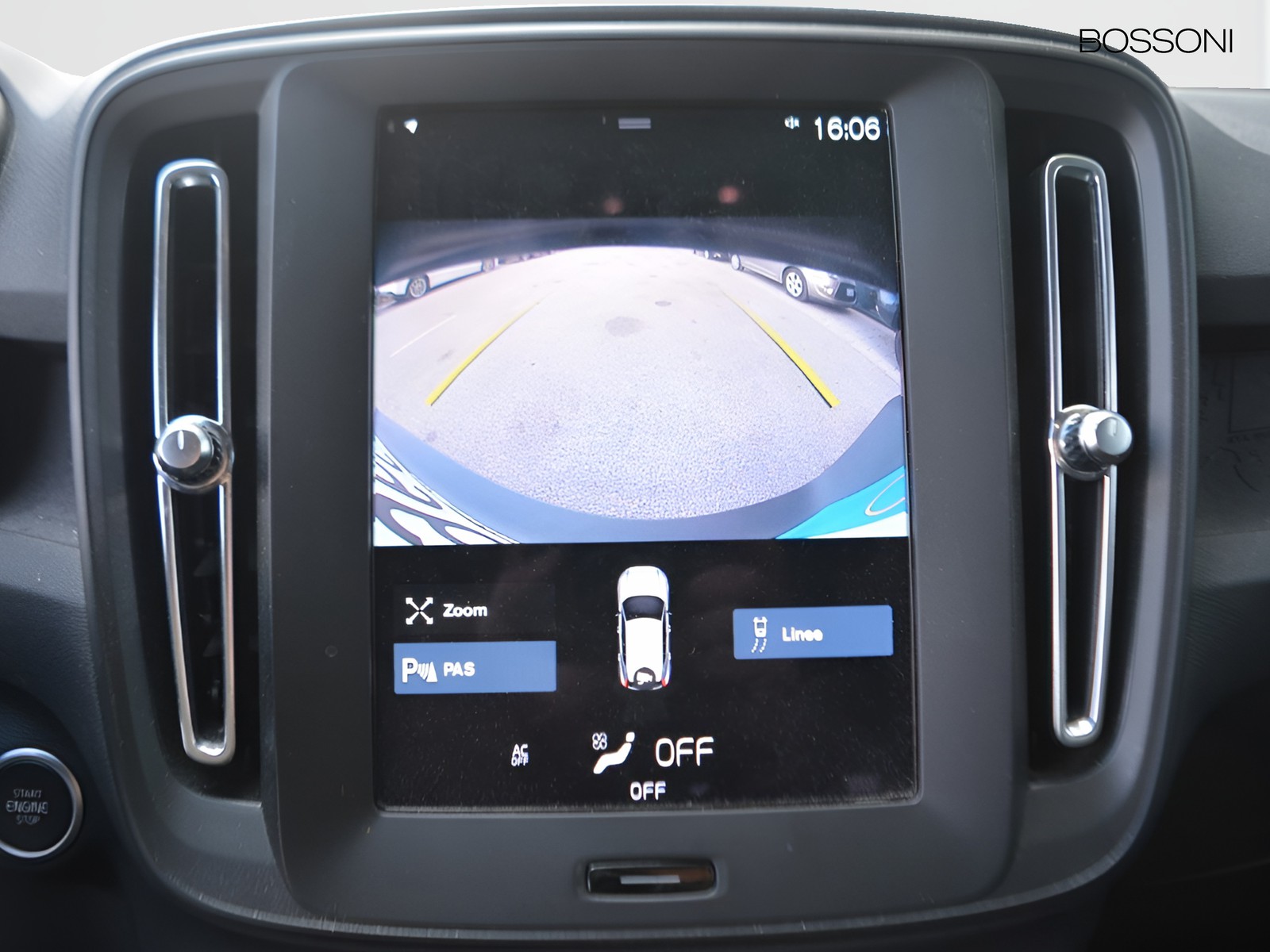 21 - Volvo XC40 1.5 t4 recharge plug-in-hybrid essential automatico