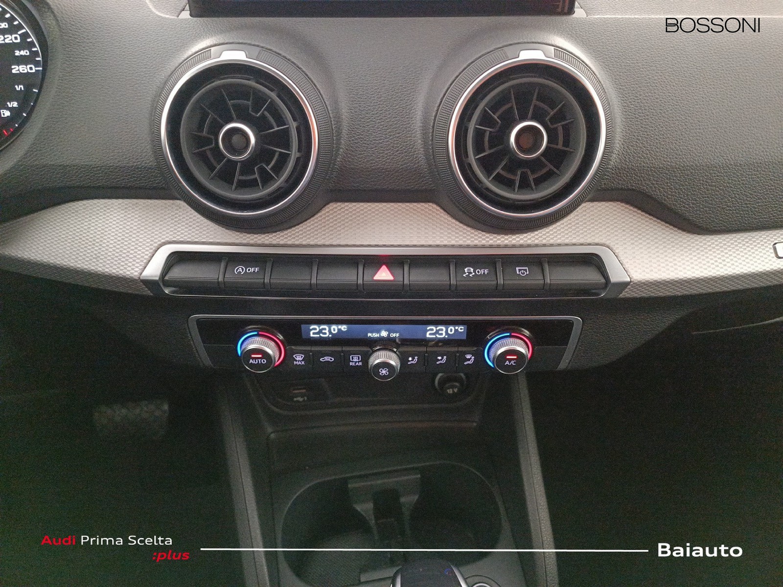 11 - Audi Q2 30 2.0 tdi admired advanced s tronic