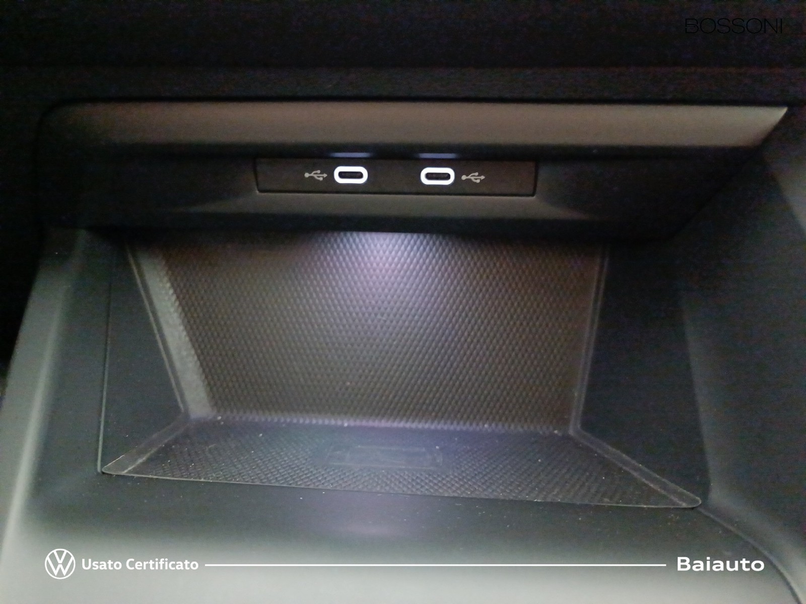 12 - Volkswagen Golf 1.5 tgi 130cv style dsg