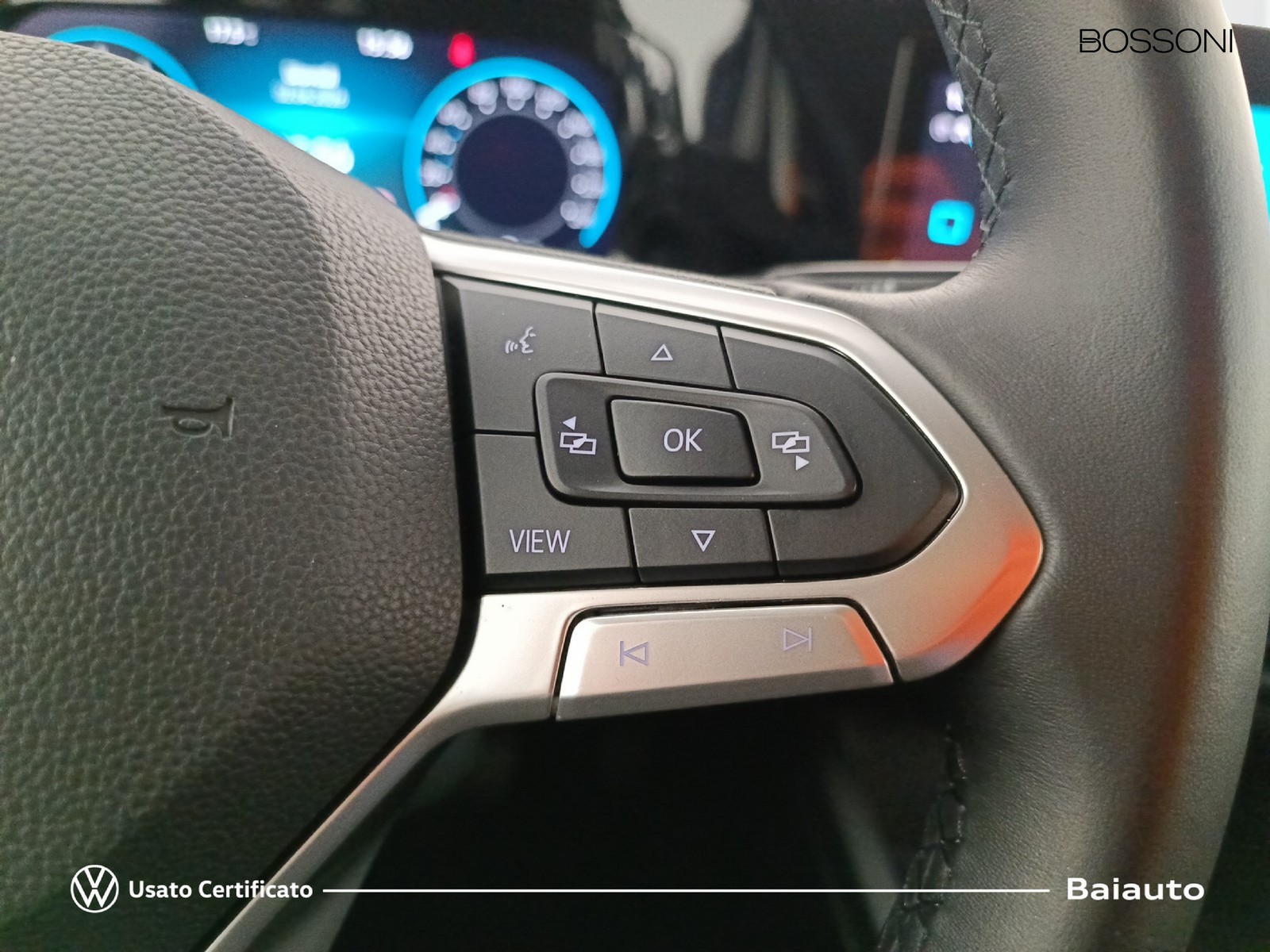 16 - Volkswagen Golf 1.5 tgi 130cv style dsg