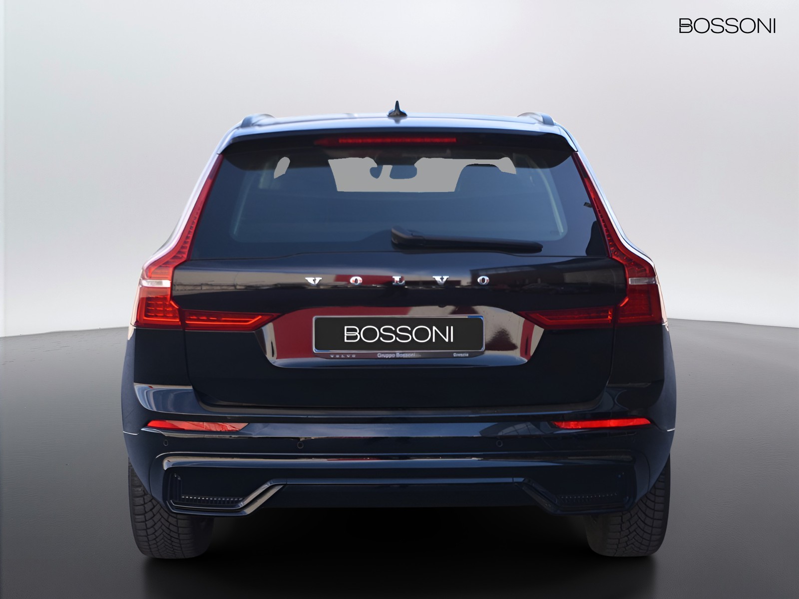 4 - Volvo XC60 2.0 b4 plus dark awd automatico
