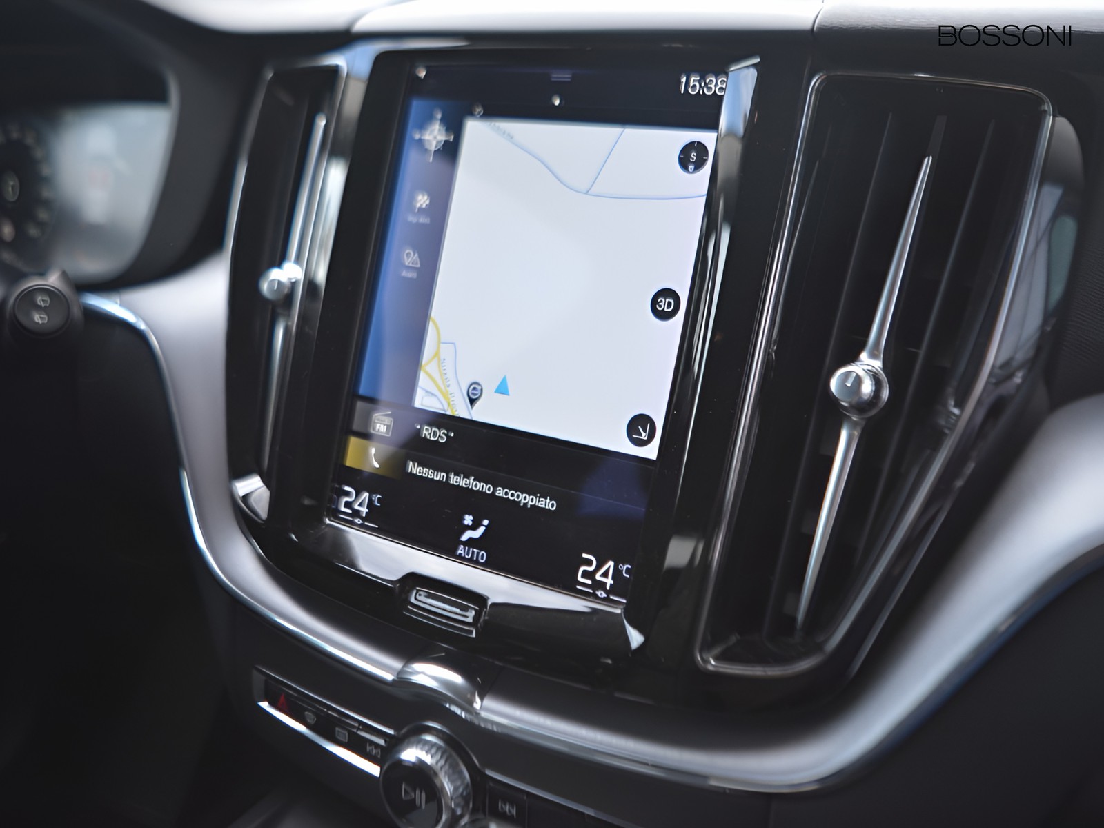 12 - Volvo XC60 2.0 b4 momentum awd geartronic my20