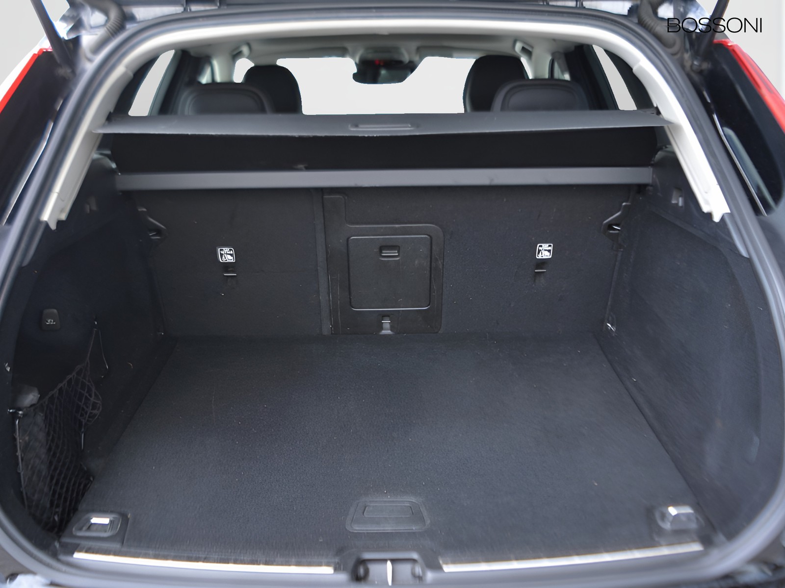 15 - Volvo XC60 2.0 b4 momentum awd geartronic my20