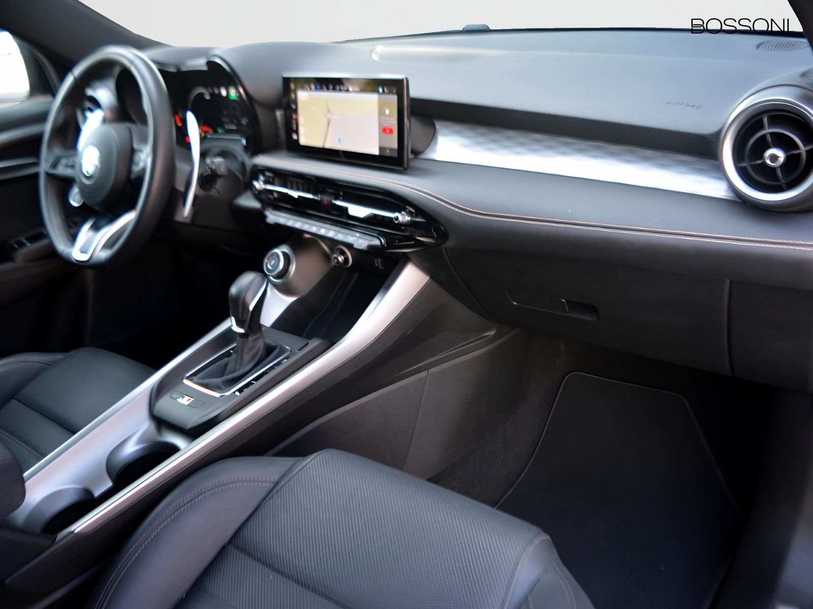 8 - Alfa Romeo Tonale 1.5 hybrid 160cv veloce tct7