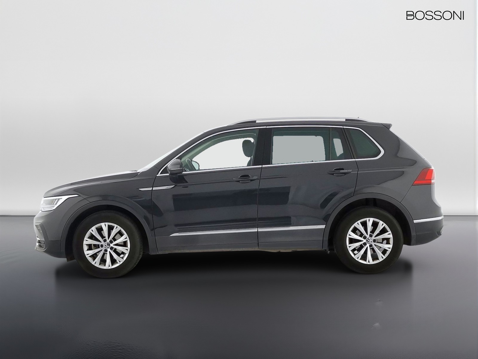 3 - Volkswagen Tiguan 2.0 tdi scr 122cv life