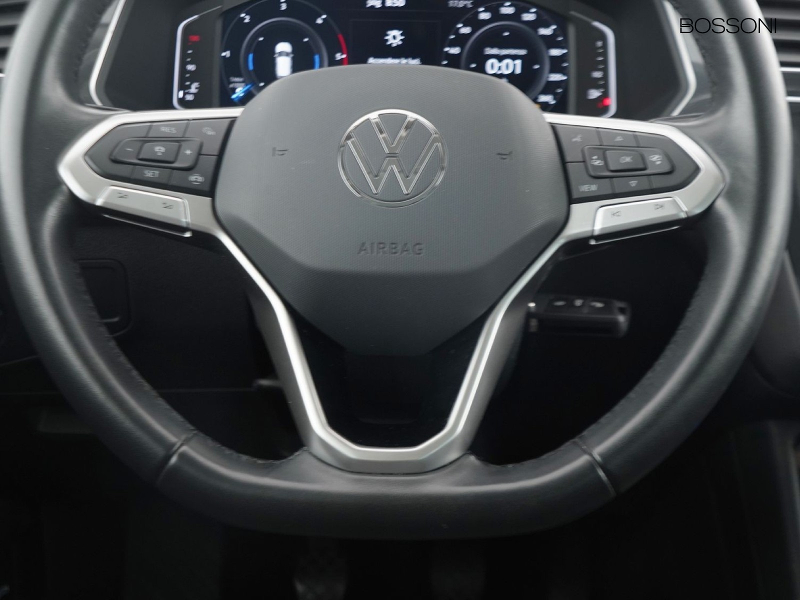 15 - Volkswagen Tiguan 2.0 tdi scr 122cv life