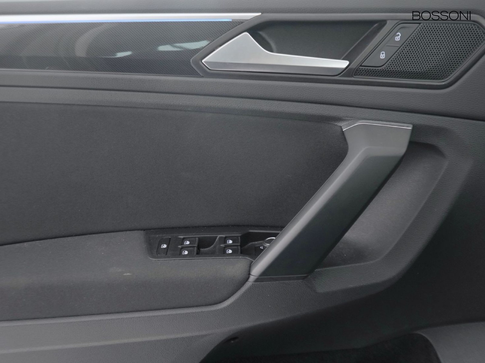 17 - Volkswagen Tiguan 2.0 tdi scr 122cv life