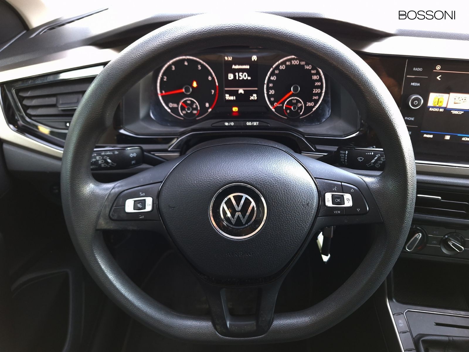 9 - Volkswagen Polo 1.0 tsi 95cv style
