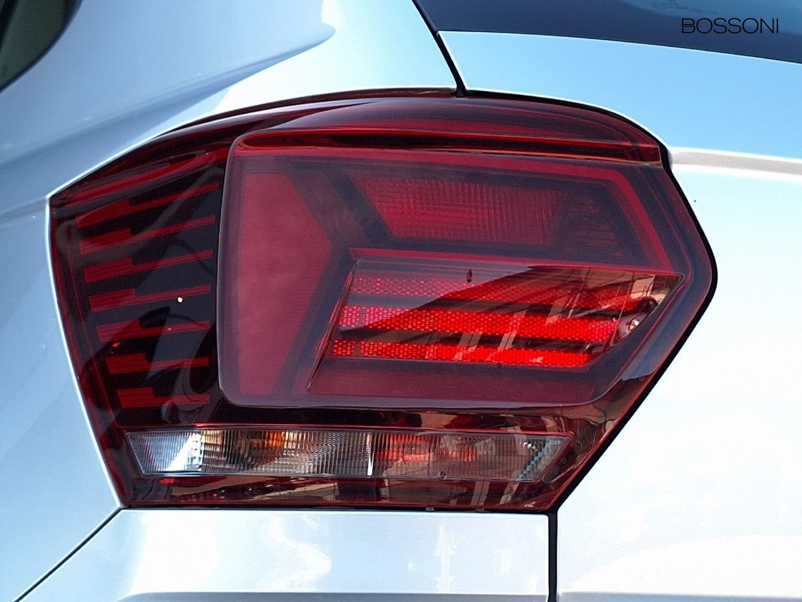 15 - Volkswagen Polo 1.0 tsi 95cv style