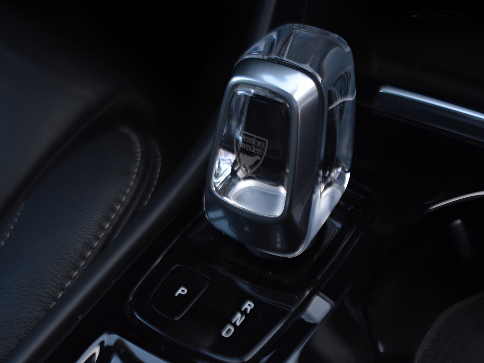 20 - Volvo XC40 1.5 t4 recharge plug-in-hybrid inscription geartronic my21