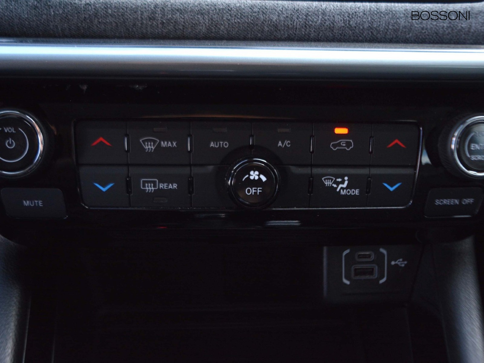 10 - Jeep Compass 1.3 turbo t4 phev business 4xe at6