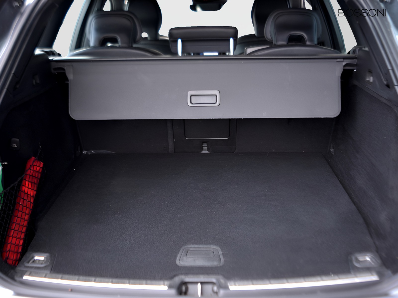 18 - Volvo XC60 2.0 t6 plug-in-hybrid r-design awd geartronic