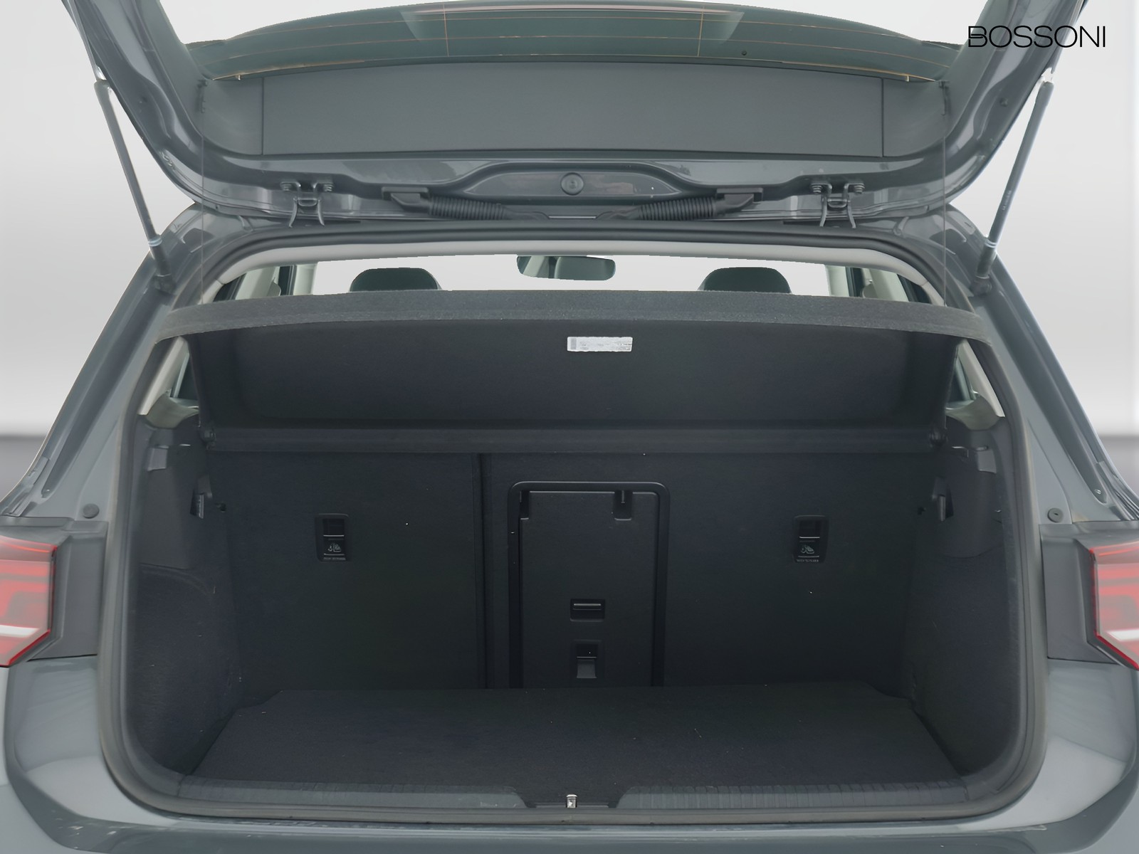 10 - Volkswagen Golf 2.0 tdi scr 150cv style dsg