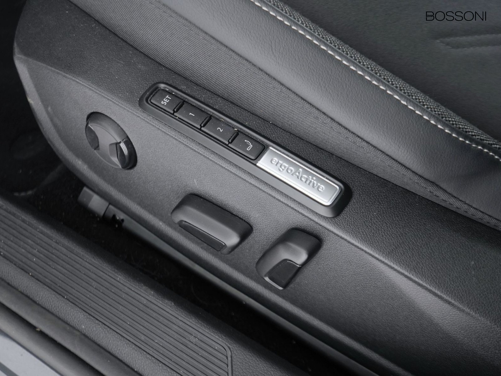 22 - Volkswagen Golf 2.0 tdi scr 150cv style dsg