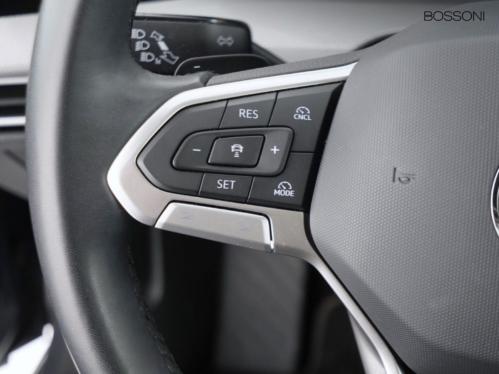 26 - Volkswagen Golf 2.0 tdi scr 150cv style dsg