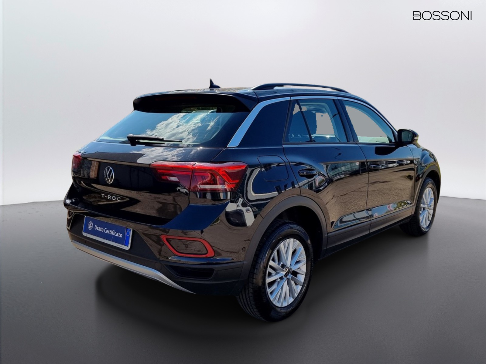 3 - Volkswagen T-Roc 2.0 tdi scr 115cv life