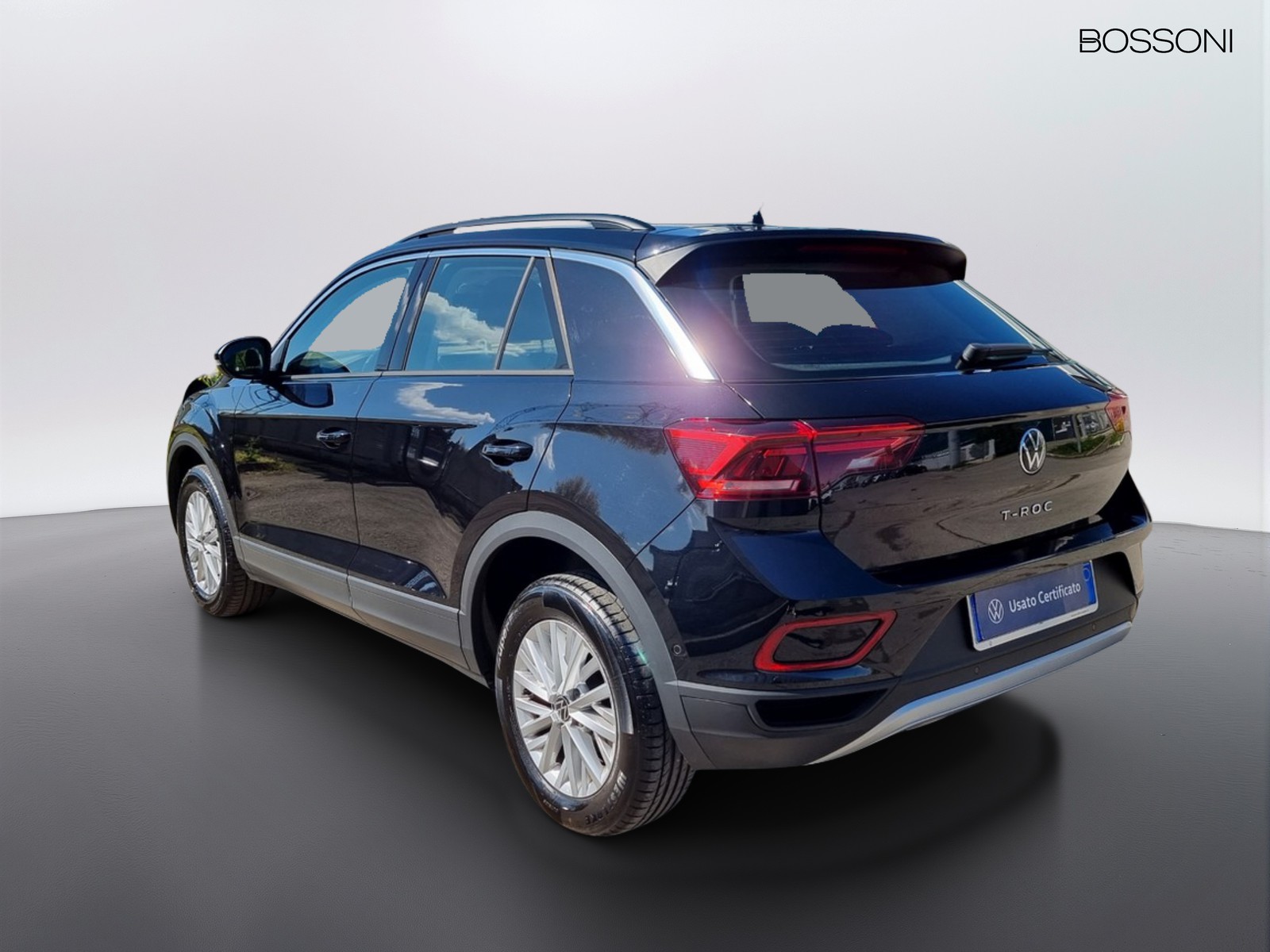 4 - Volkswagen T-Roc 2.0 tdi scr 115cv life
