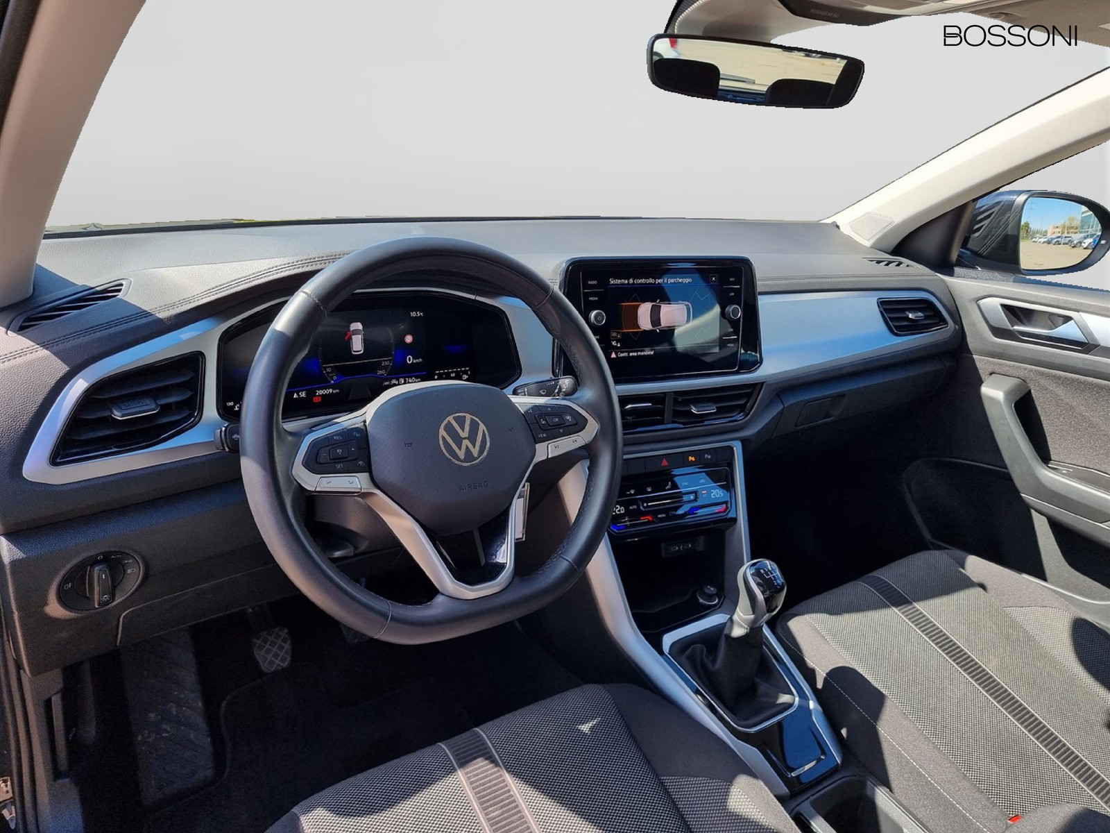6 - Volkswagen T-Roc 2.0 tdi scr 115cv life