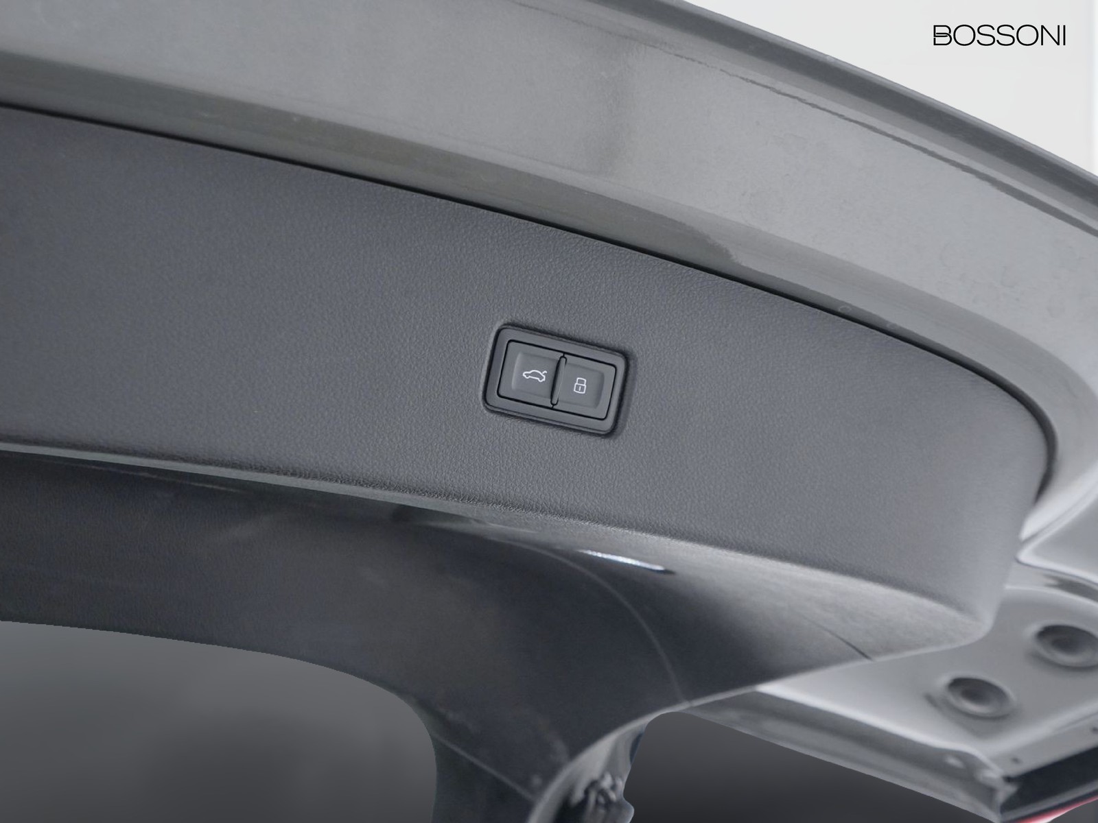 38 - Audi Q5 sportback 40 2.0 tdi mhev 12v s line quattro s tronic