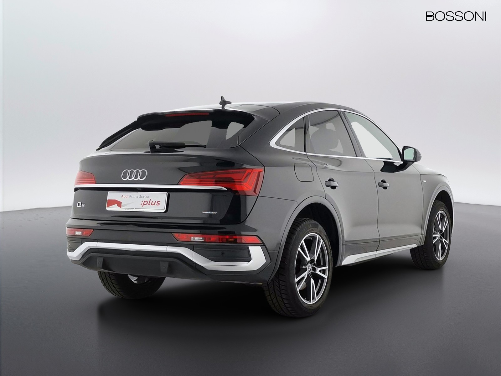 2 - Audi Q5 sportback 40 2.0 tdi mhev 12v s line quattro s tronic