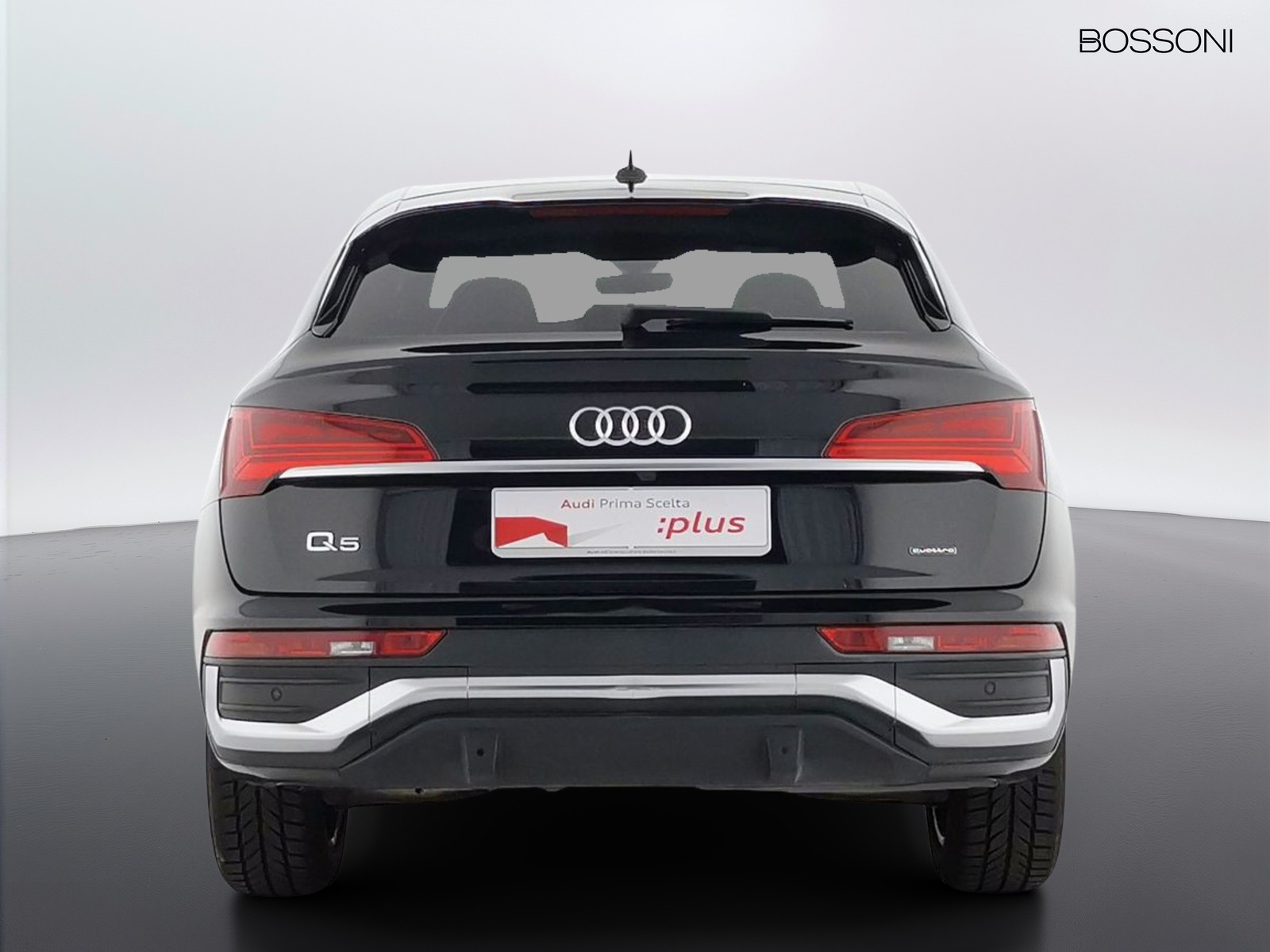 15 - Audi Q5 sportback 40 2.0 tdi mhev 12v s line quattro s tronic