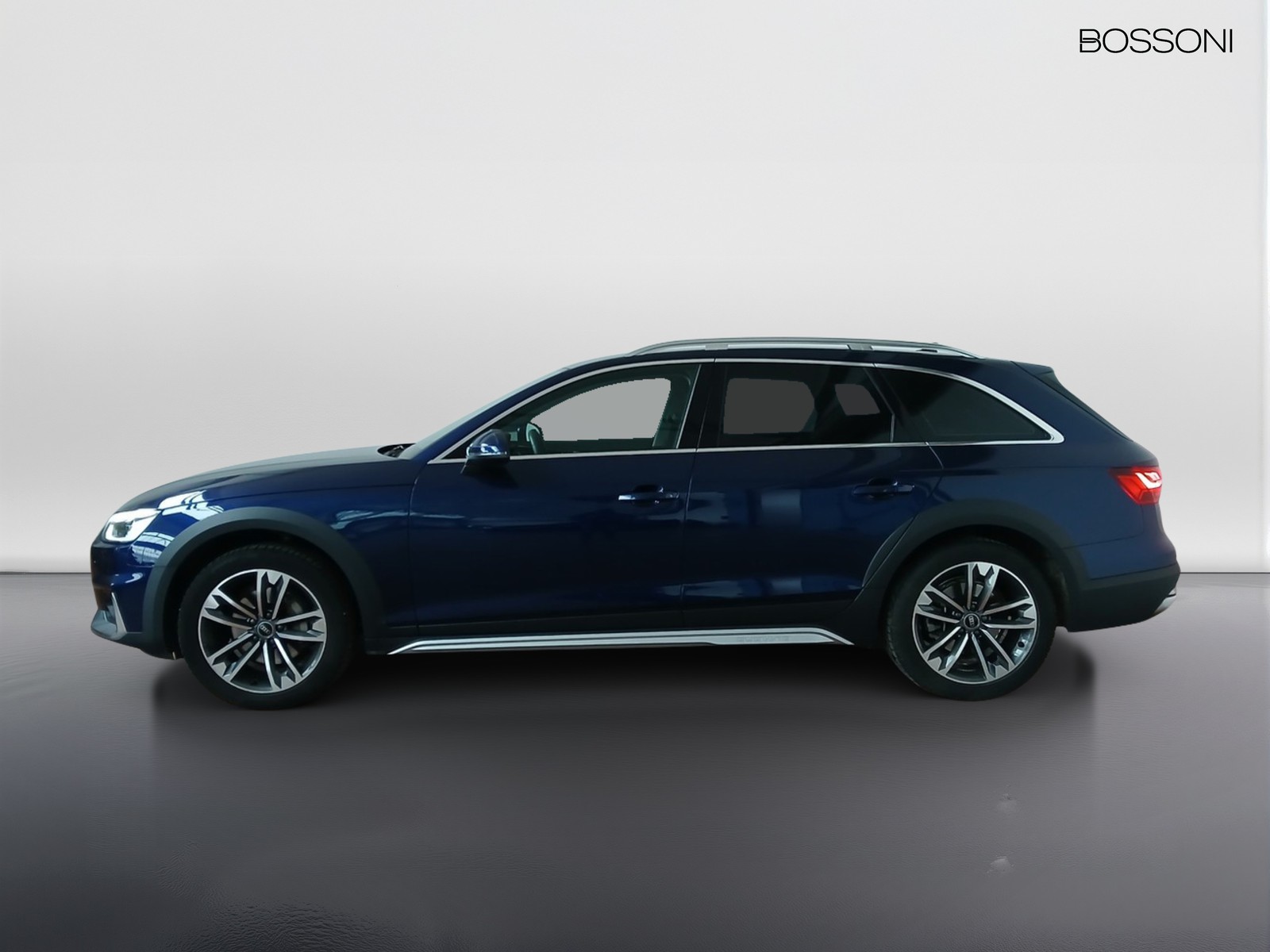 3 - Audi A4 allroad allroad 40 2.0 tdi mhev 204cv identity contrast quattro s tronic