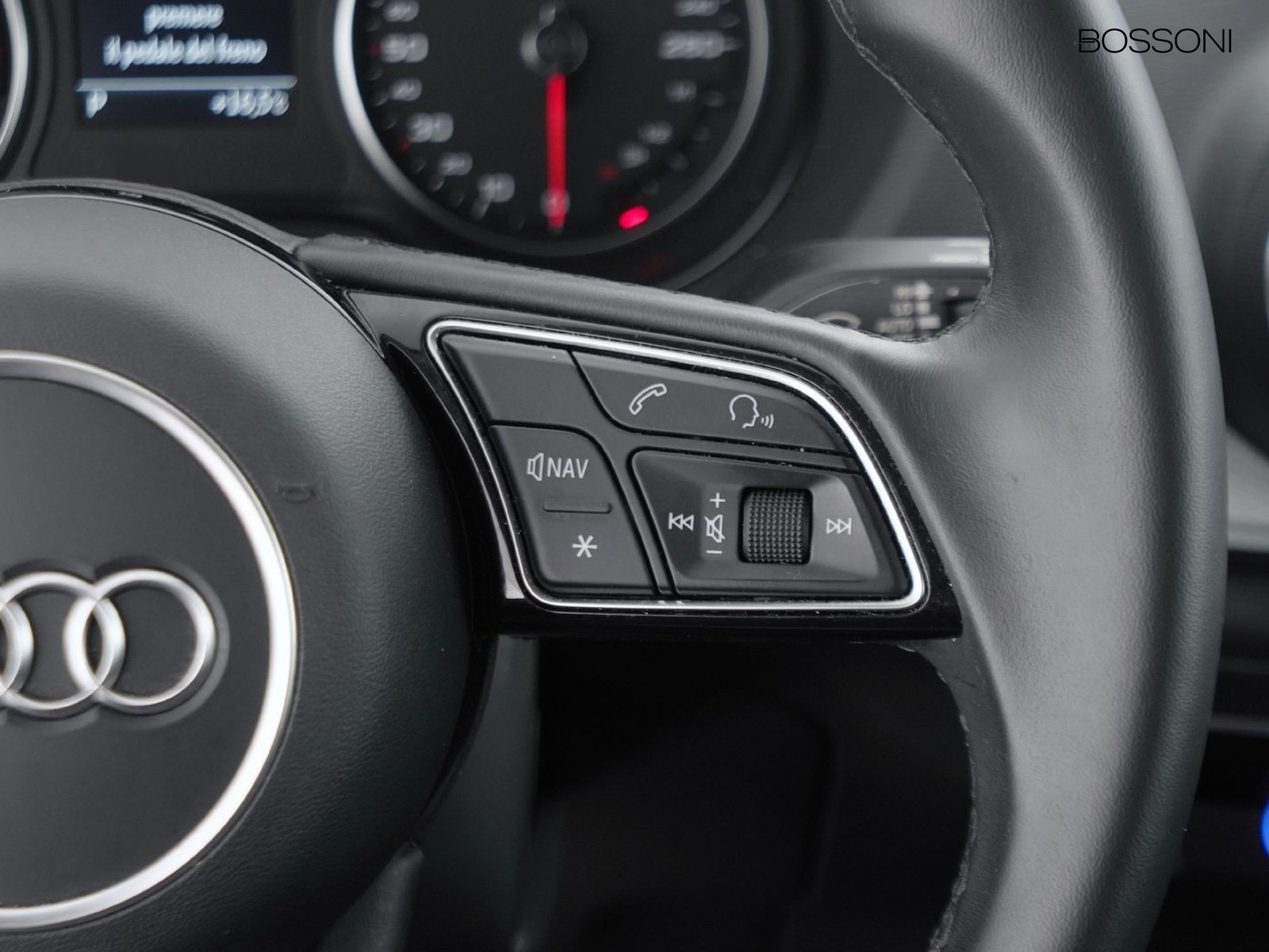 9 - Audi Q2 30 2.0 tdi admired advanced s tronic