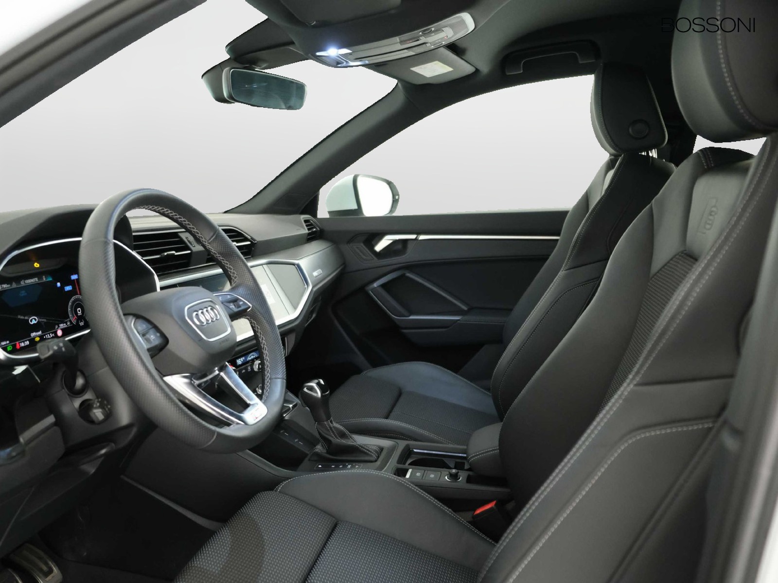 33 - Audi Q3 35 2.0 tdi s line edition s tronic