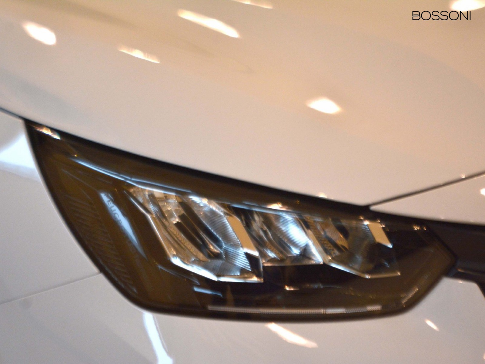 21 - Peugeot 208 1.2 puretech 100cv style s&s