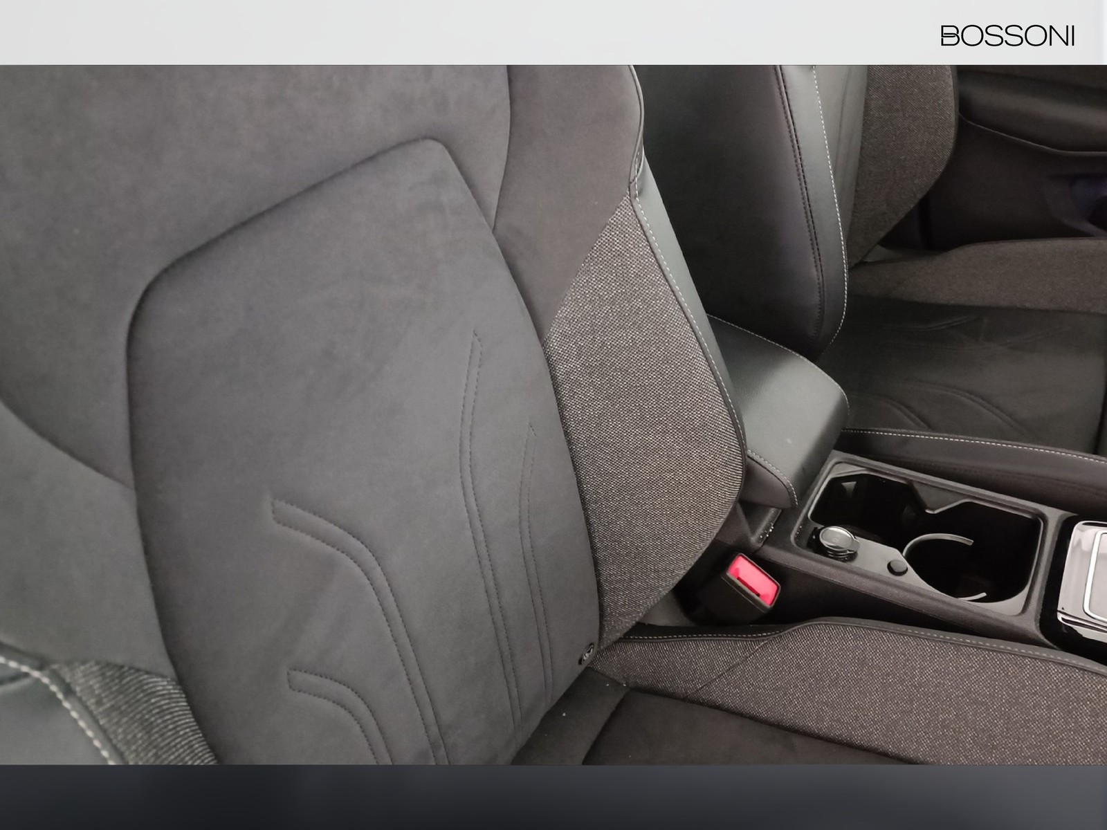 32 - Volkswagen Golf 2.0 tdi scr 150cv style dsg