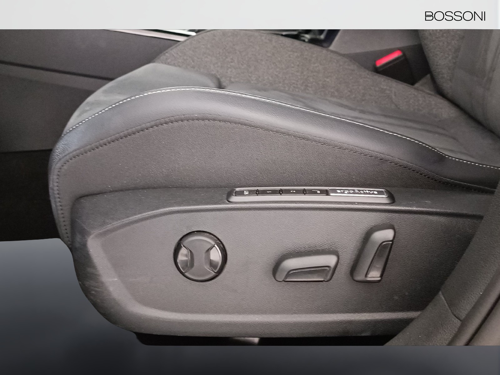 34 - Volkswagen Golf 2.0 tdi scr 150cv style dsg